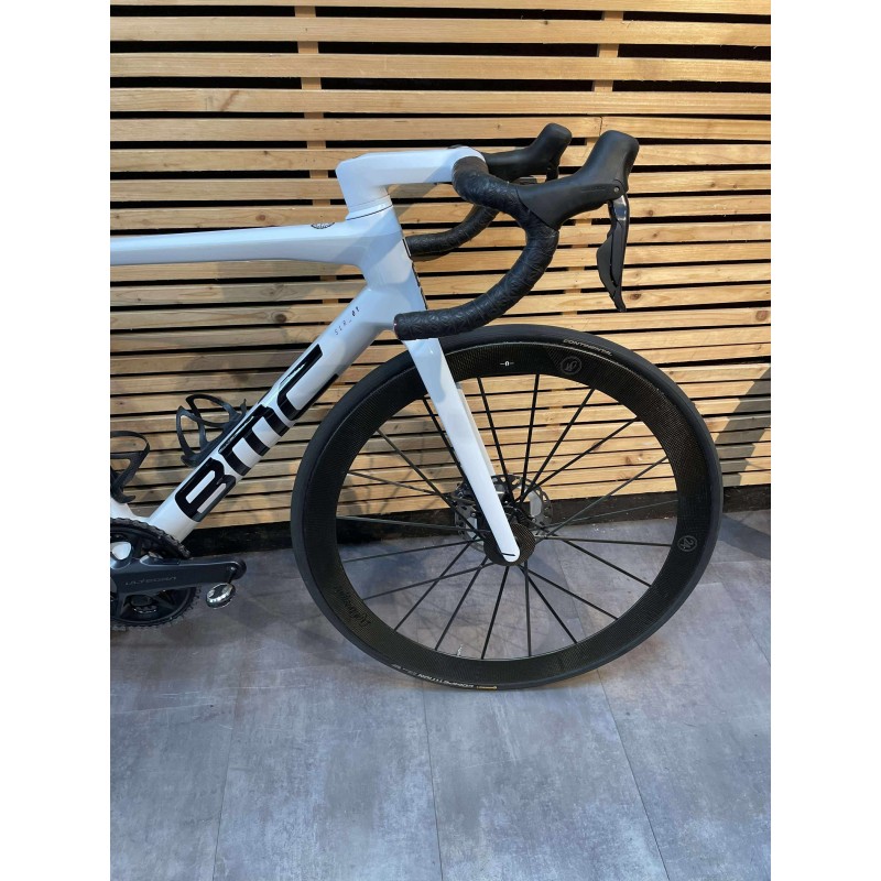 BMC Teammachine SLR01 Ultegra Di2 – Vélo de Route Carbone Haut de Gamme