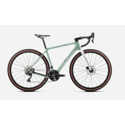 Orbea Terra M30 TEAM – Vélo Gravel Carbone Polyvalent avec Transmission Shimano GRX